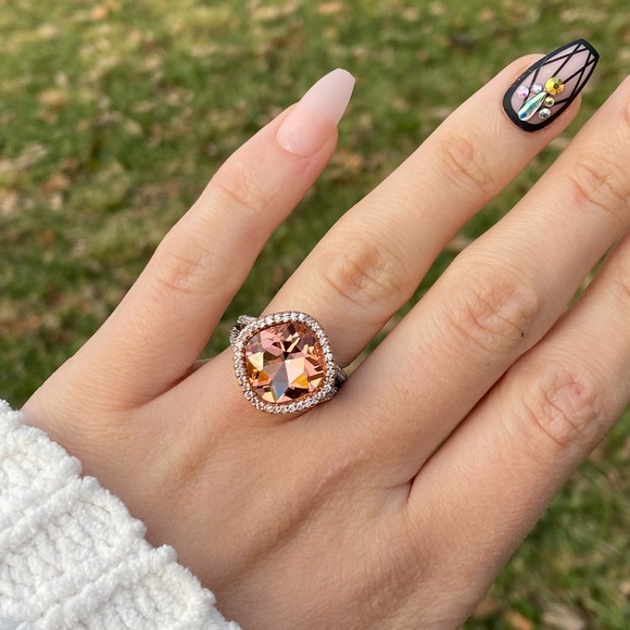 Jewelry - NEW 18k Rose gold plated Champagne Stone Ring